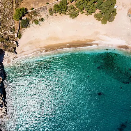 別荘 Front Row Seat To The Aegean By Neuvel Ioulis